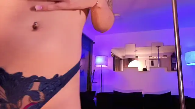 แชท XXX สดของ mandi4pole_