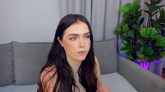 Show modela sexyangeloux na web-kameri