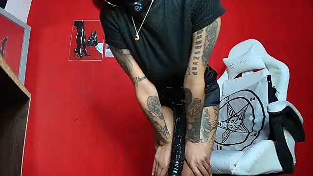 luci_fer_devil Live XXX Chat