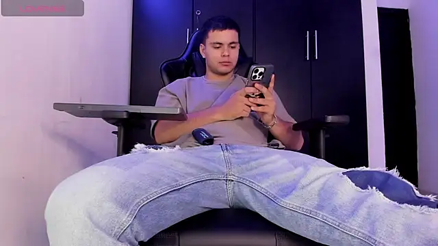 Liam_Mateo Live XXX-Chat