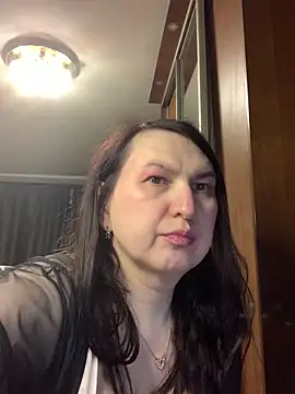 EvaBeautyXx 现场XXX聊天