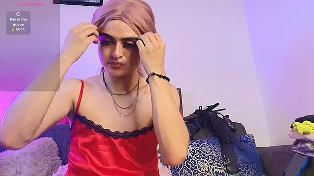 Онлайн чат XXX Emily_hall19