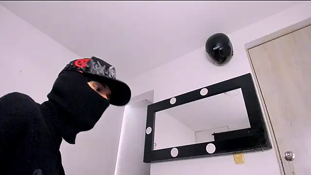 Онлайн чат XXX Samuel_Suarez