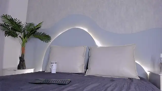 CannelaSmith Adlı Modelin Canlı XXX Sohbeti