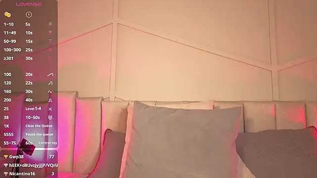 Chat +18 de mia_adams_bm ao vivo