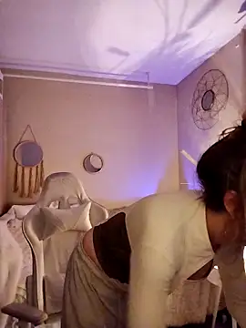 Luna_Kitanna 在線直播表演