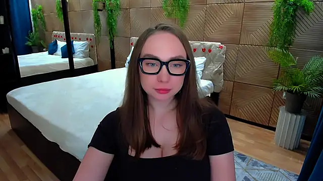 TrueReincarnation Live XXX-chat