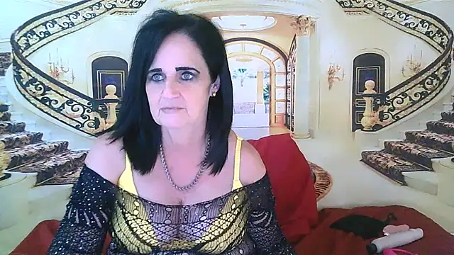 LuciousGrace 即時 XXX 聊天