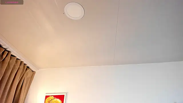 Laukyubey1 即時 XXX 聊天