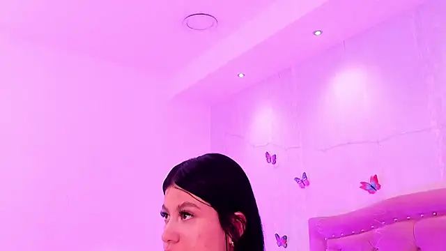 ShantalKlein élő XXX-chatje