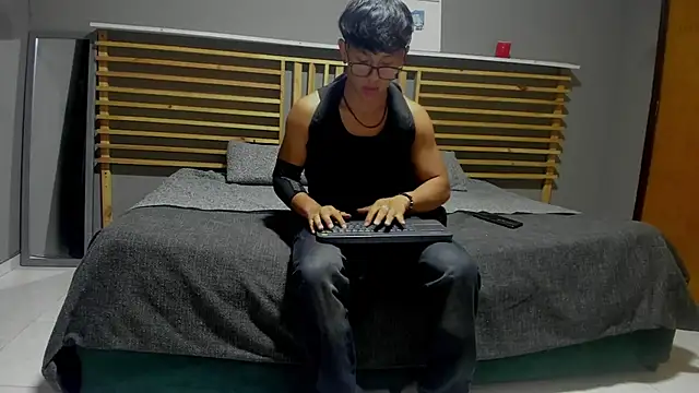 clark_ken01 Live XXX Chat