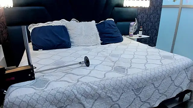 Онлайн чат XXX ariana_slim