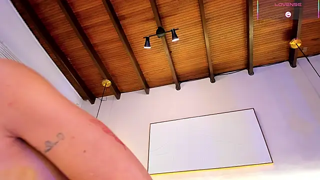 AgattaDuque 即時 XXX 聊天