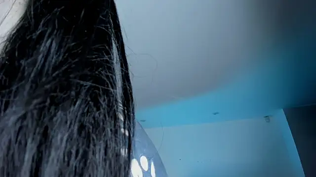 Zombieeporcelainex 即時 XXX 聊天