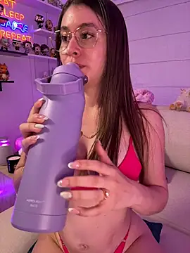 Chatroom XXX en direct de Sharon_07