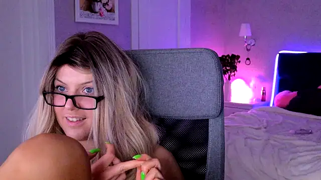 ChristieBlace – webcam-show