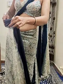 Chat XXX en directo de Desi_Rati