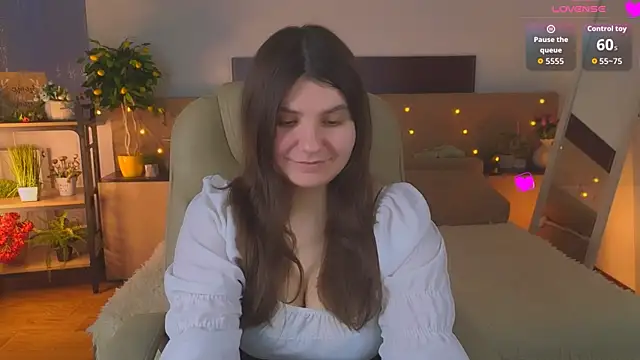 Viola__Shy Chat XXX in diretta