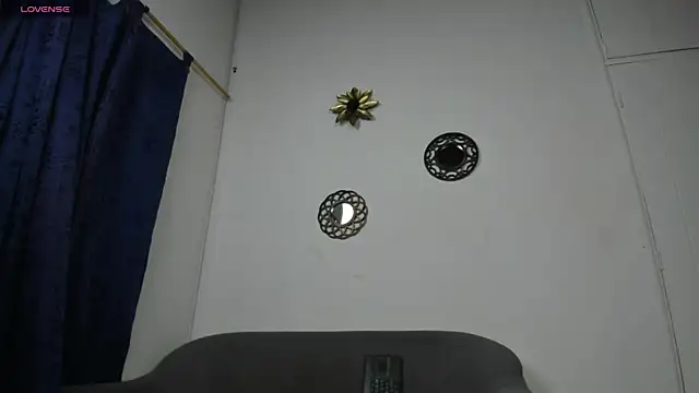 Lyon_vach's Webcam Show