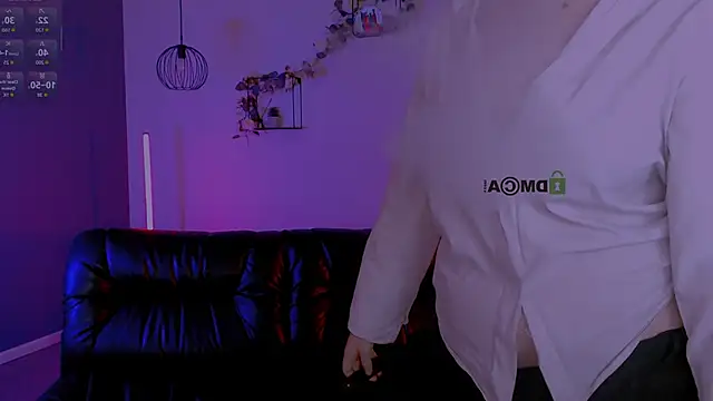 nikole_kitt 现场XXX聊天