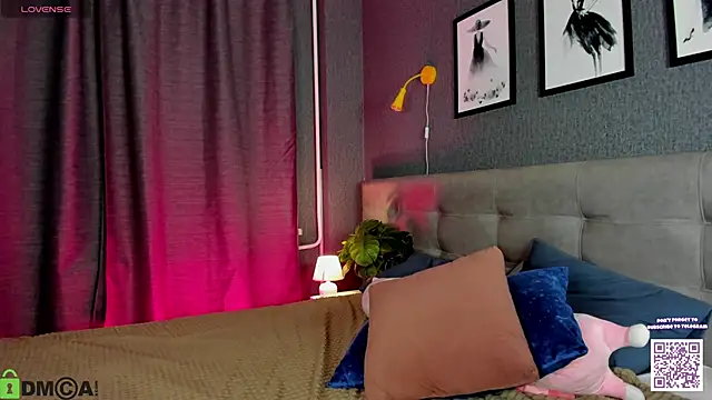 Lessi_Panic লাইভ XXX চ্যাট