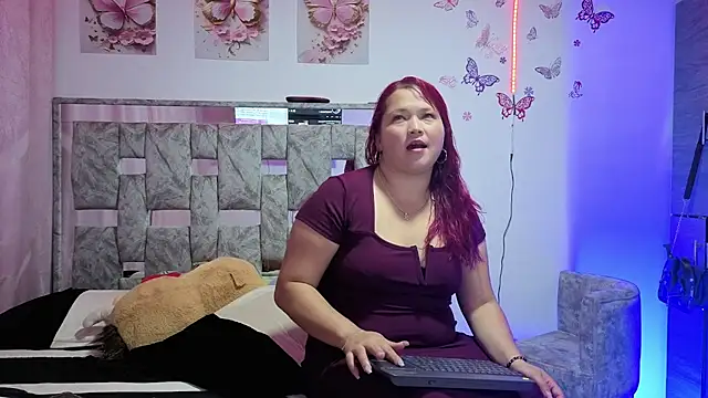 scarlet1421's Webcam Show