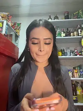 Sara_fun's Live XXX Chat