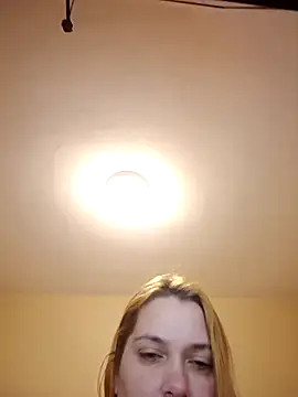 Aria423 即時 XXX 聊天