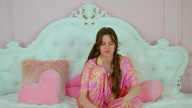 AmaliaLima Adlı Modelin Canlı XXX Sohbeti