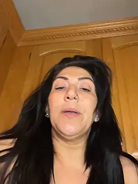 LittleMissEeve élő XXX-chatje