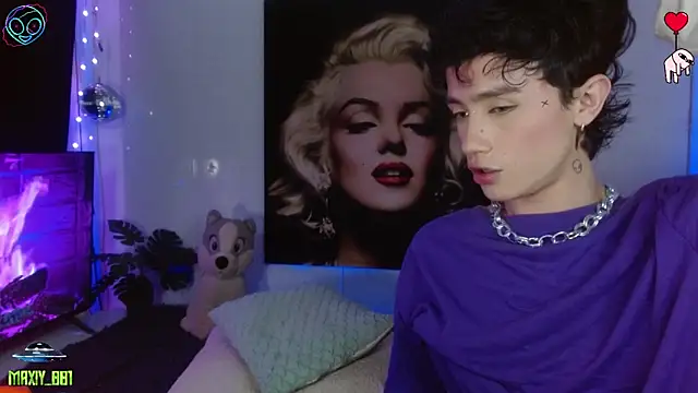 maxiy_001 ওয়েবক্যাম শো