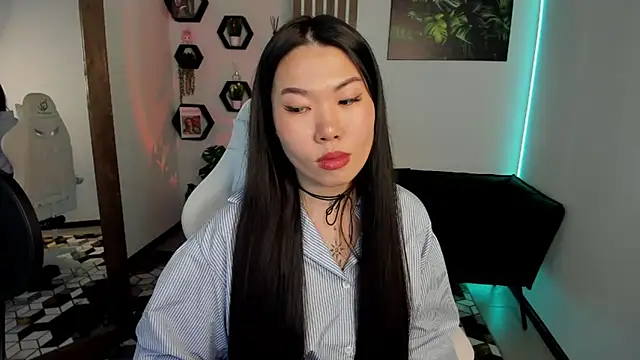 LunaPurrr Chat XXX in diretta