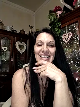 Melmamalhuda@xh's Live XXX Chat