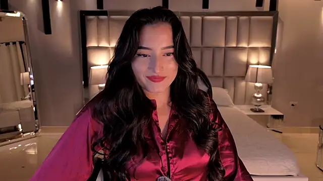 DominiqueVega 即時 XXX 聊天