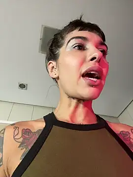 Nikatsu 即時 XXX 聊天