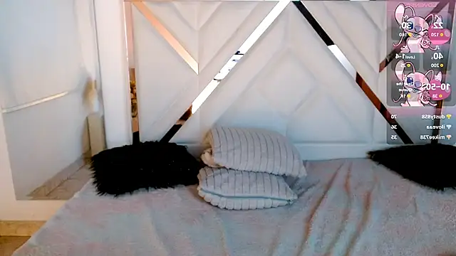 ChloeJohnsoon 即時 XXX 聊天