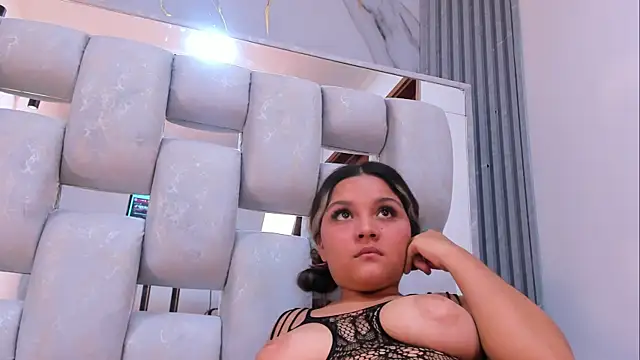 Wonderkloe_ 即時 XXX 聊天