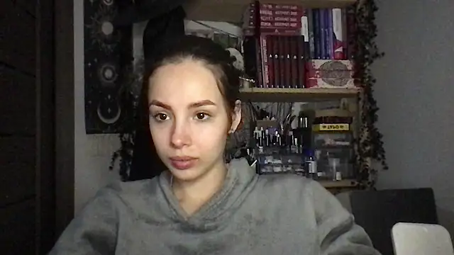 Yuna5343 即時 XXX 聊天