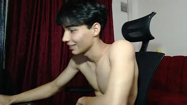 XXX chat uživo modela Marck-Pro