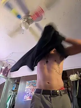 Chat XXX en directo de AlecurClit