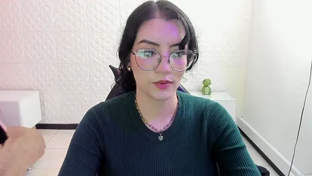 Violetaa_diazz 即時 XXX 聊天