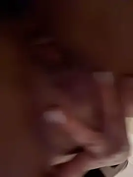 clarachanelricek 即時 XXX 聊天