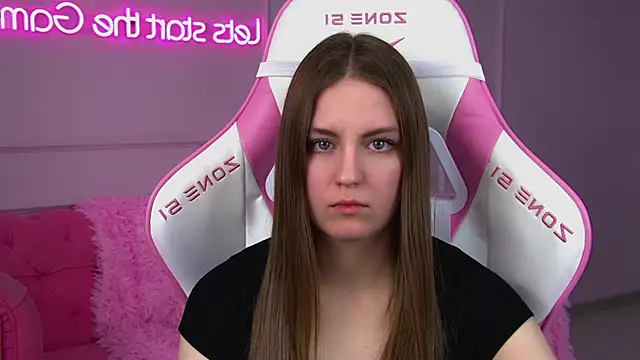 SofiaSarvain 即時 XXX 聊天