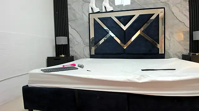 VioletRose_as Chat XXX in diretta