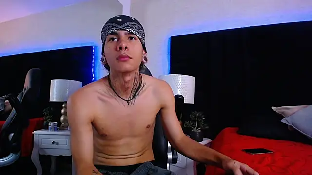 Bel_Sebu élő XXX-chatje