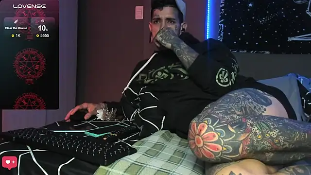 دردشة jhonny__ackerman الجنسية المباشرة