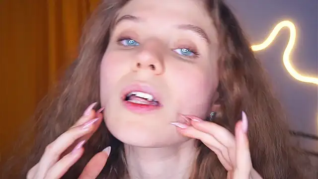 MyrleKnerr – Kamerová šou