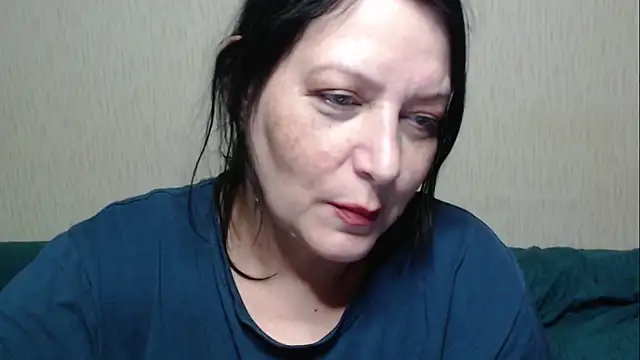 XXX chat uživo modela VelvetDreamsX