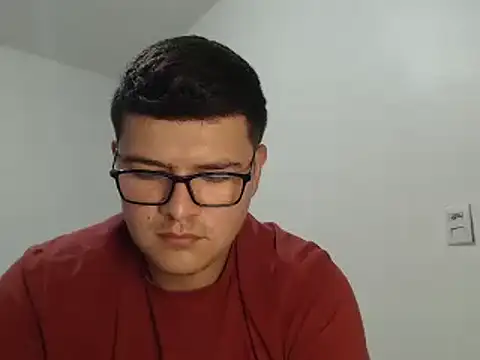 Plug_Control 在線直播表演