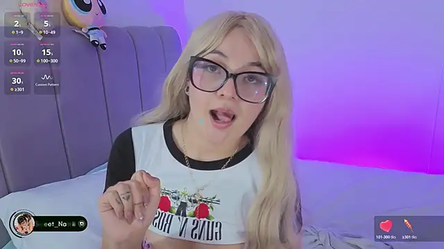 Sweet_Namii Chat XXX in diretta